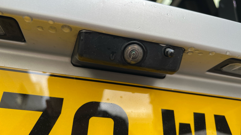 Land Rover Defender 2.0 D240 HSE 110 5dr Auto [6 Seat] Diesel Estate